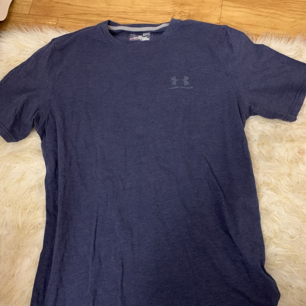 men’s small UA